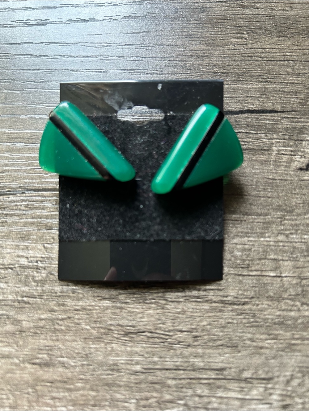 VTG 80s Green Triangle Stripe Stud Earrings. No maker tag.